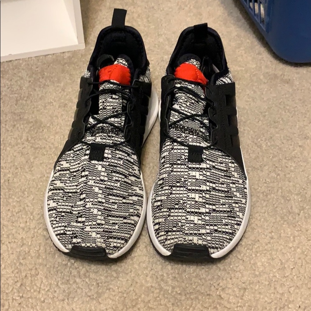 Addidas athletic shoes